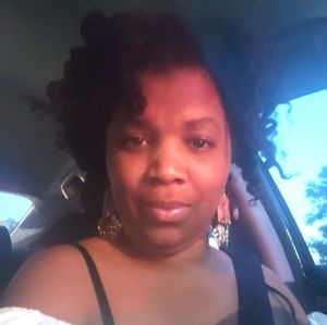 Meet your Posher, Tenay